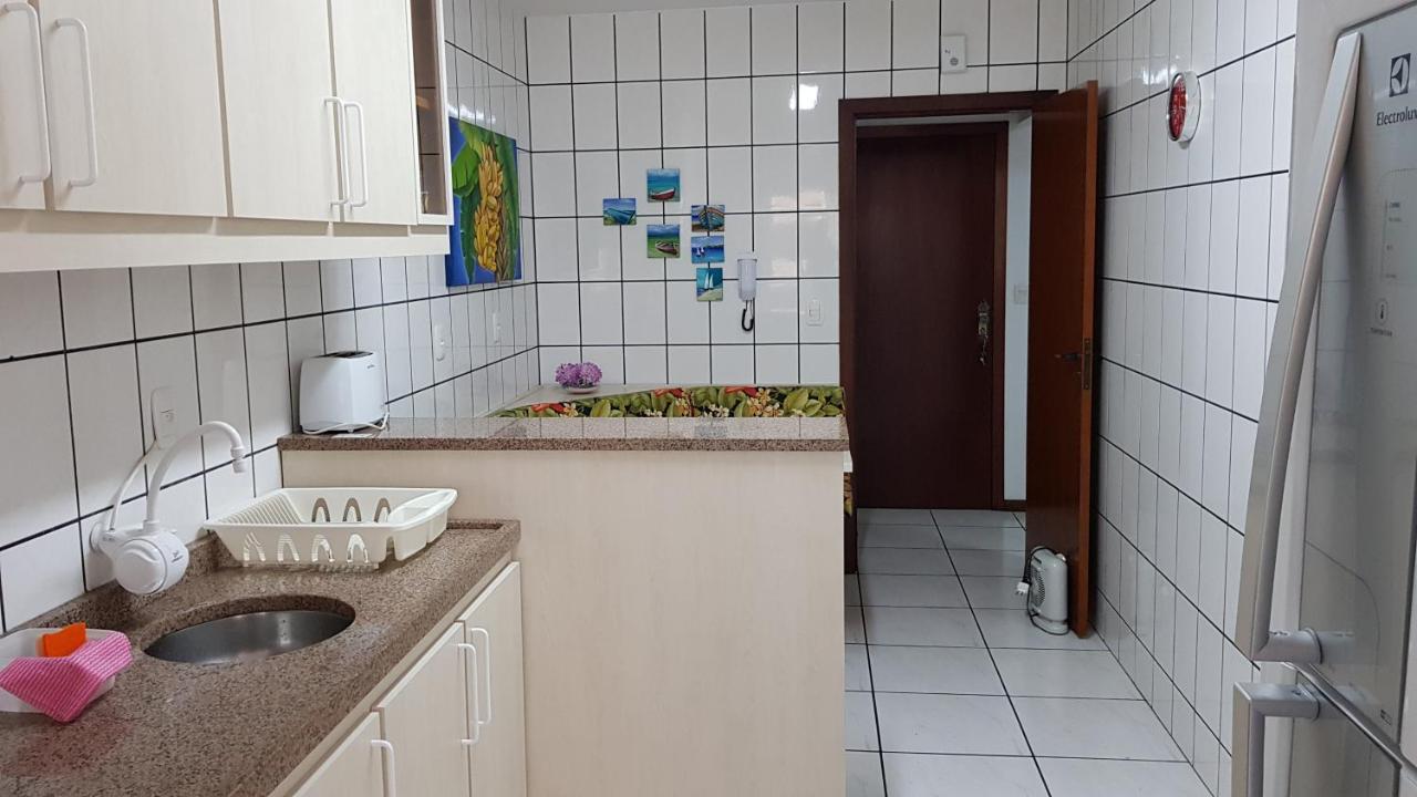 Apto Em Predio Frente Ao Mar, Meia Praia Itapema, Linda Vista, 3 Dormitorios Ngoại thất bức ảnh