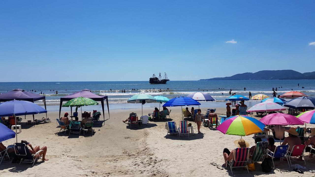 Apto Em Predio Frente Ao Mar, Meia Praia Itapema, Linda Vista, 3 Dormitorios Ngoại thất bức ảnh