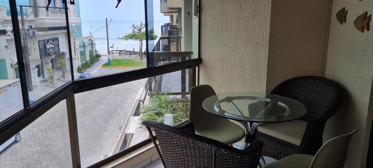 Apto Em Predio Frente Ao Mar, Meia Praia Itapema, Linda Vista, 3 Dormitorios Ngoại thất bức ảnh